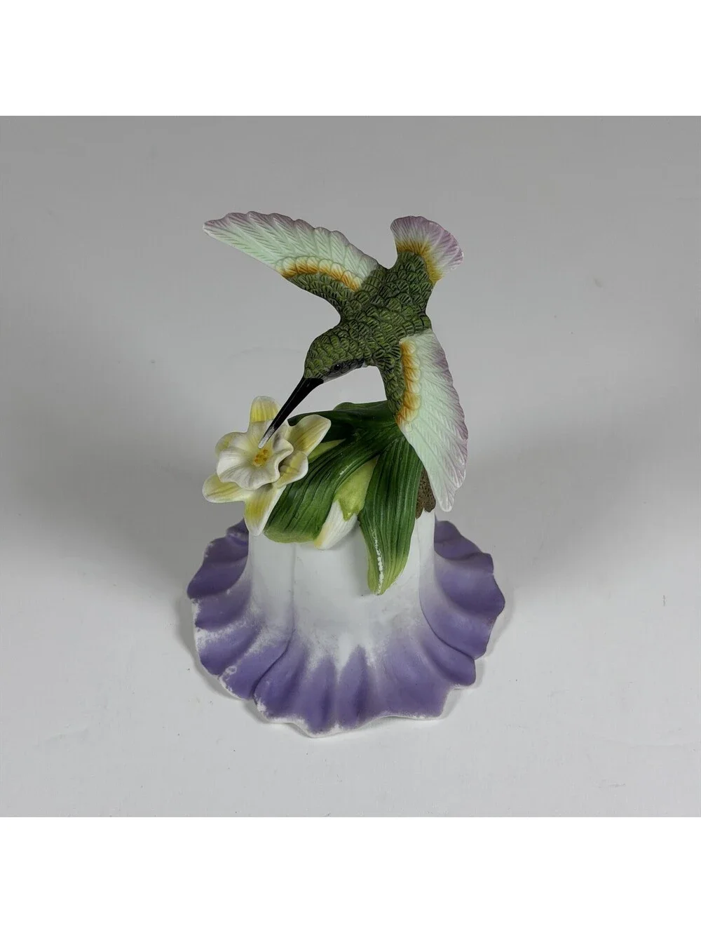 Vintage 2000 Avon Porcelain Hummingbird Bell Collectible Figurine S-2